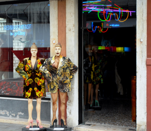 Roman Fashionistas! (c) 2007 Ted Grellner Roman Fashionistas! (c) 2007 Ted Grellner