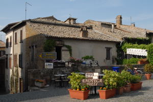 Plan your dining before you travel / Cafe - Orvieto, Italy (c) 2005 Theodore J. Grellner