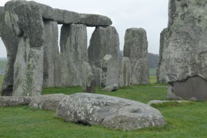 A World Heritage "Pile of Rocks"! / Stonehenge, U.K. (c) 2006 Ted Grellner Travel to Stonehenge / Stonehenge, U.K. (c) 2006 Ted Grellner